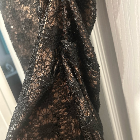 NWOT Alex Evenings Elegant Black and Gold Lace Dress - Picture 4 of 6